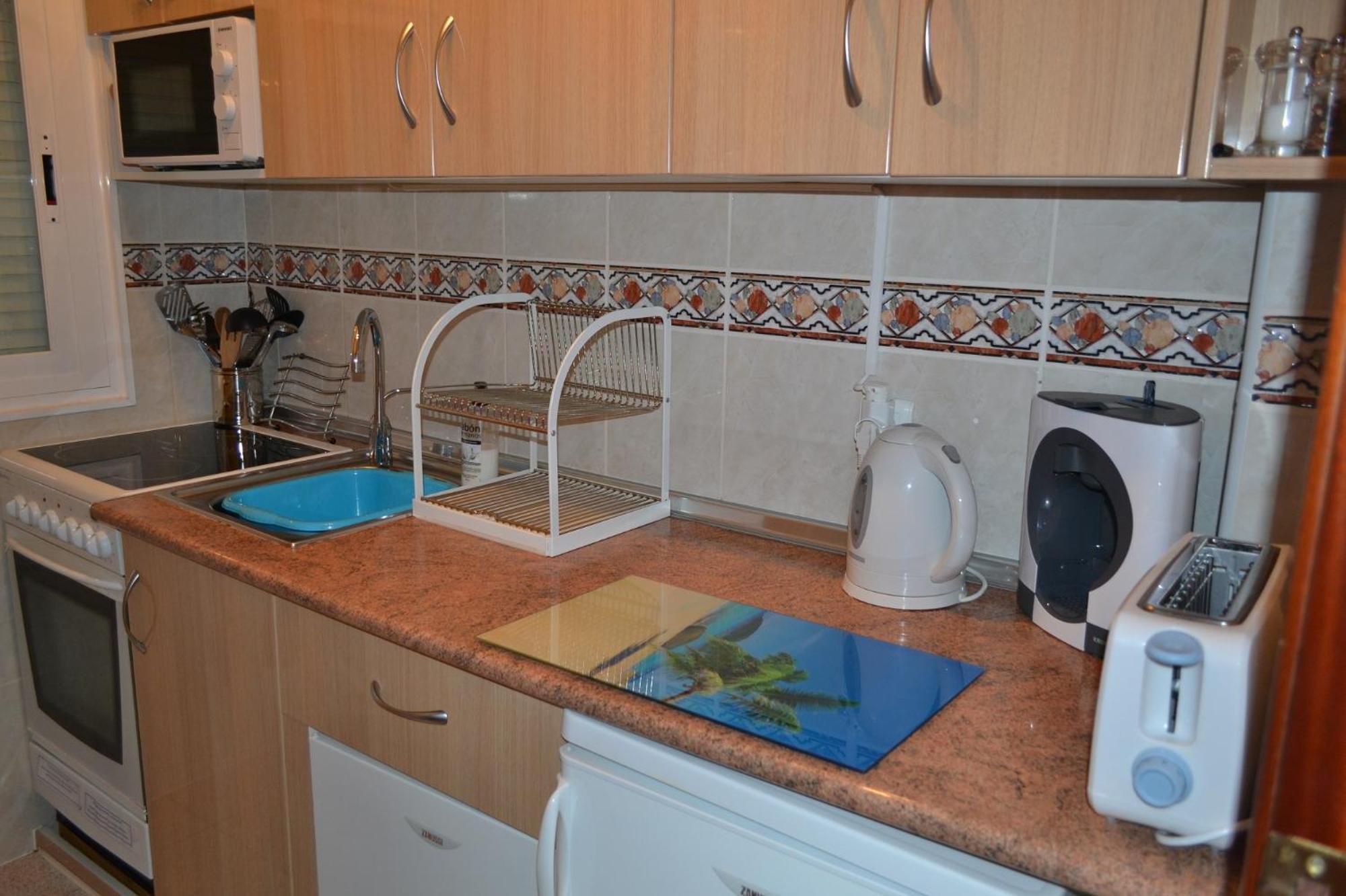 Spacious 1 Bedroom Apartment, Beach Front, Torrox Costa Εξωτερικό φωτογραφία